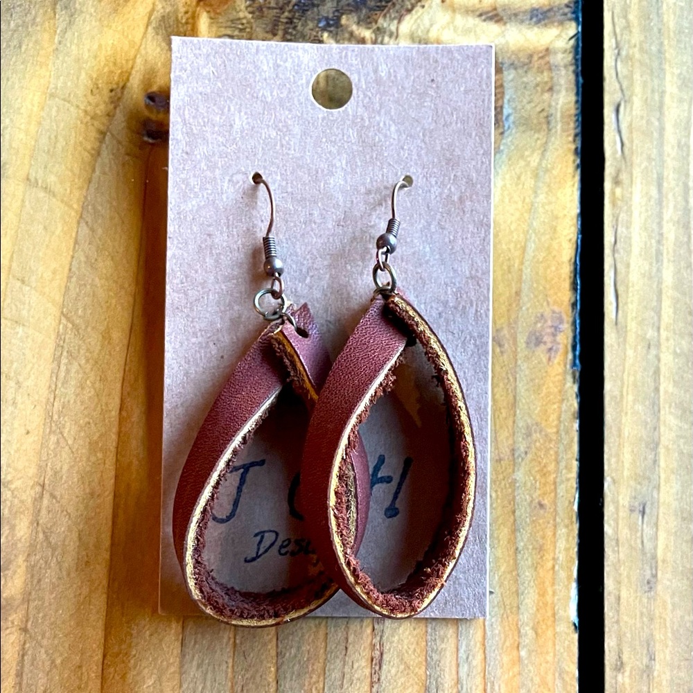 NEW Camel toned leather hoop earrings